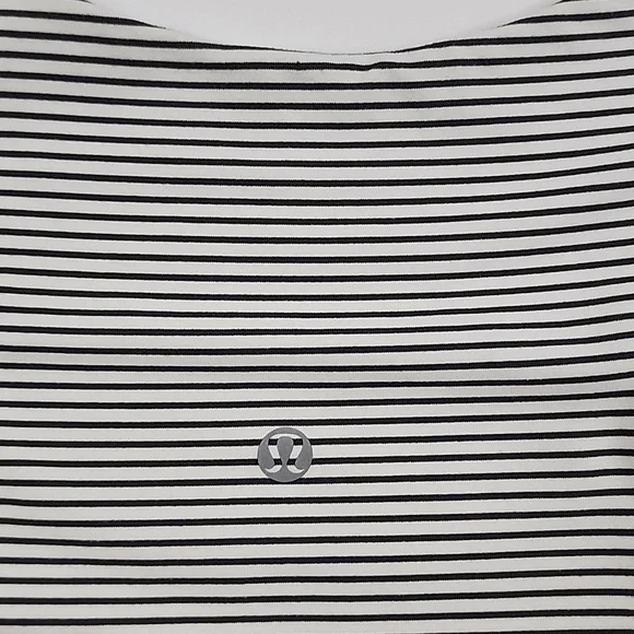 Lululemon Women's Racerback White Black Pin Striped Tank Top Stretch Size 6/8 - Picture 7 of 12